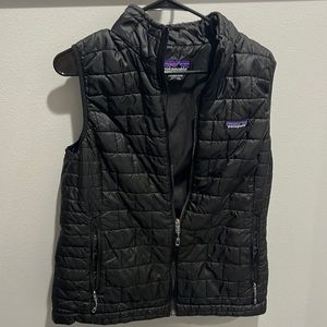 Patagonia women’s black vest size large